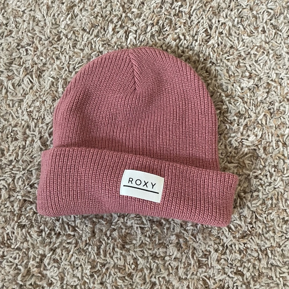 NWOT Roxy beanie
